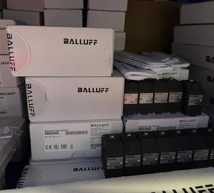 德国巴鲁夫BALLUFF电感式接近开关BES0217